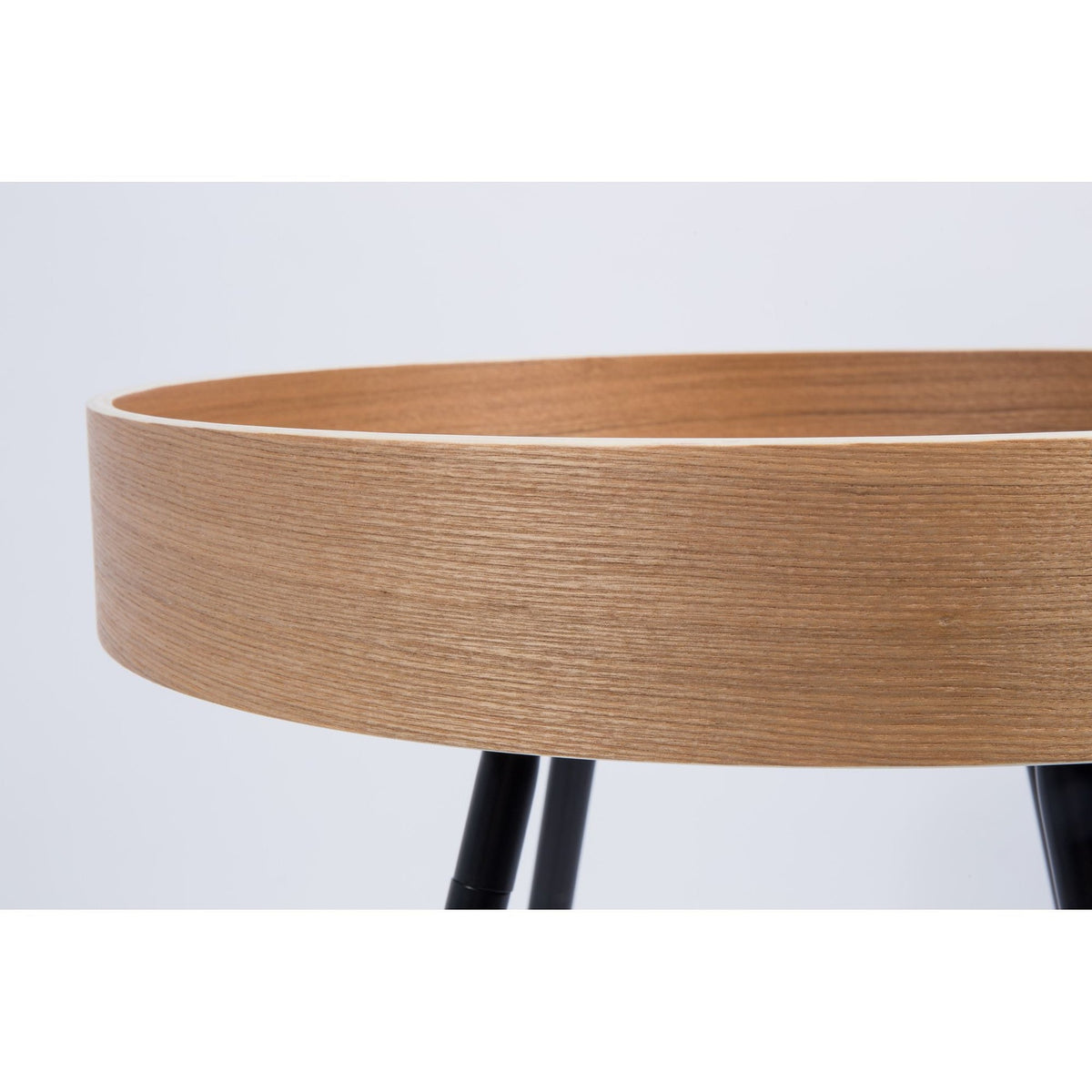 Side Table Oak Tray Natural Domestica – Tray Edge and Leg Close-up