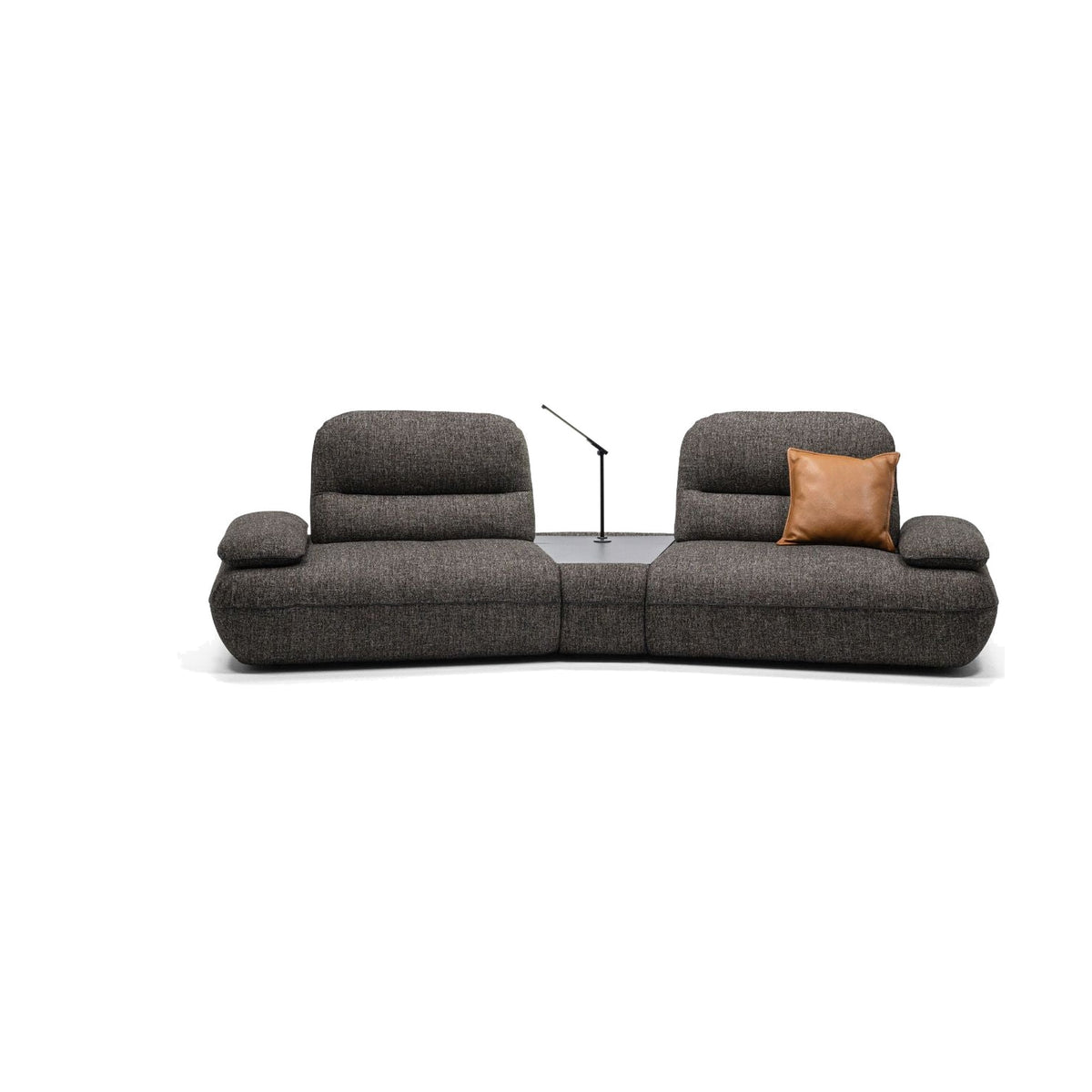 Hoops Domestica – Front View on Light Grey Floor