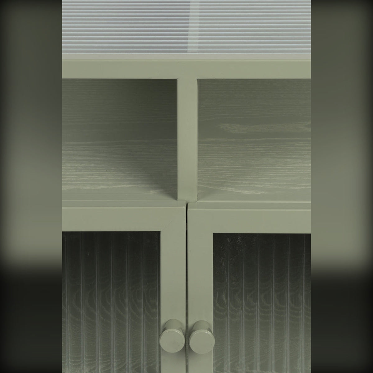 Cabinet Herbe Medium Green Domestica – Open Shelf and Fluted Glass Doors Close-up