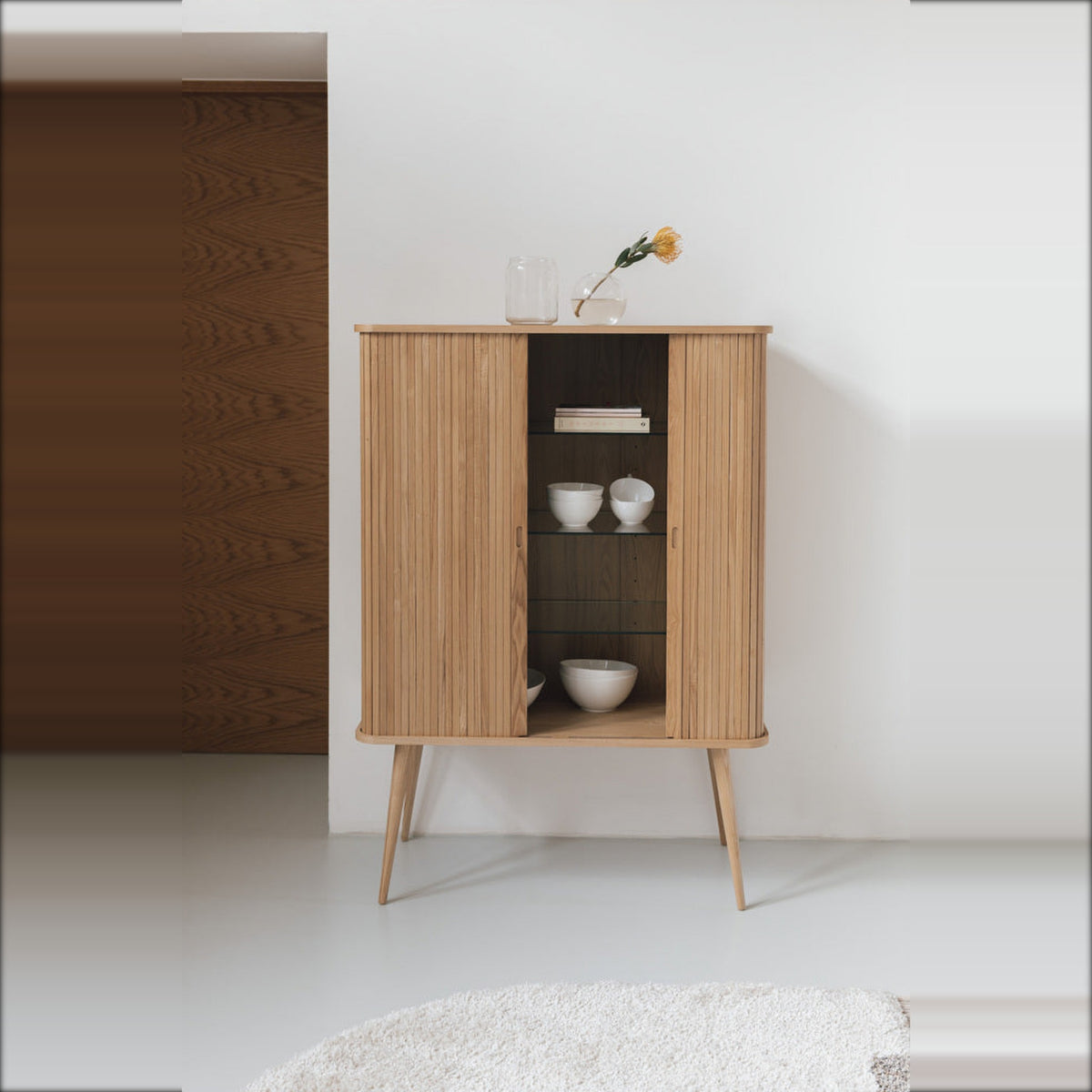 Cabinet Barbier Natural Domestica – Lifestyle – Doors Open with Vase and Bowls