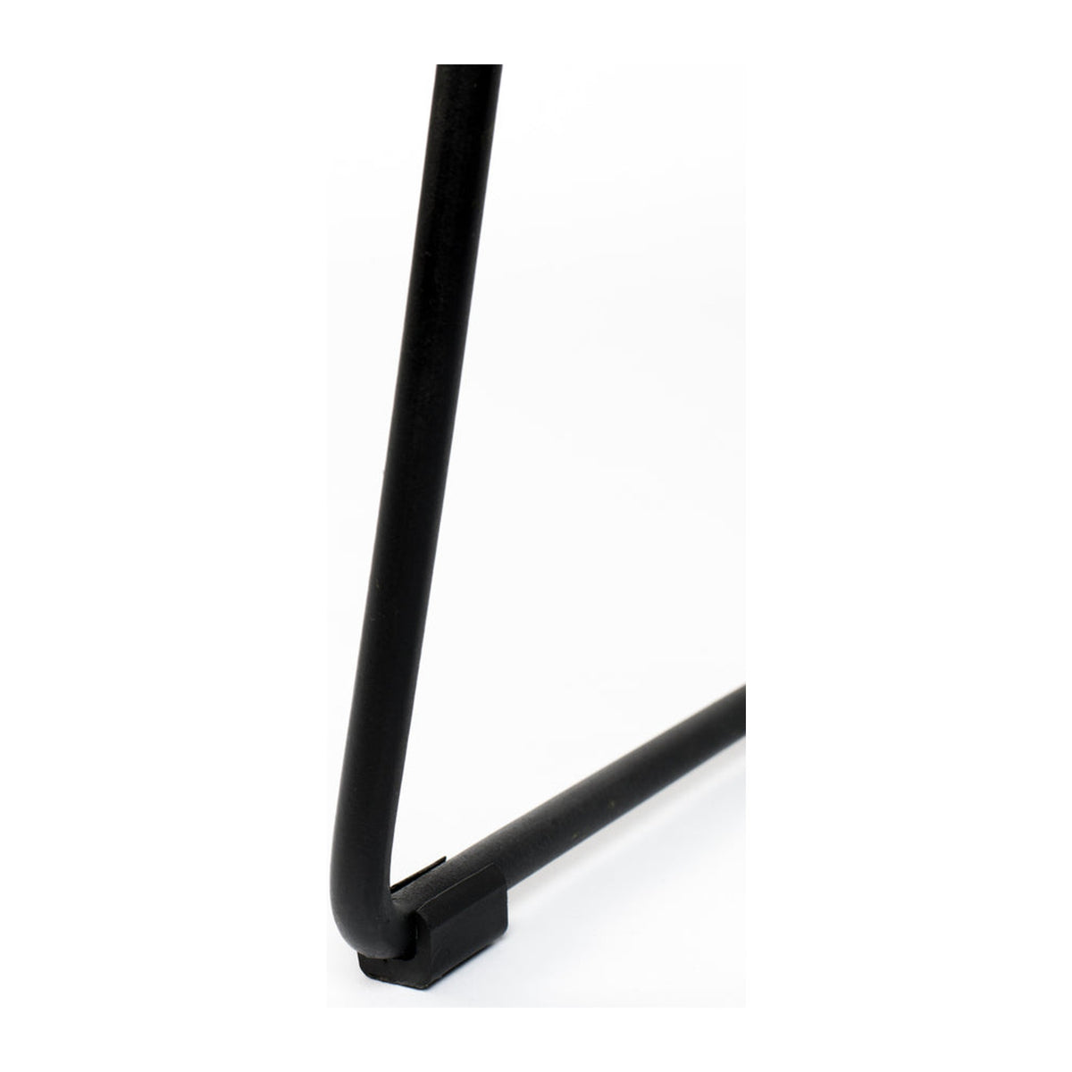 Counter Stool Tangle Black Domestica – Black Steel Sled Base Foot Detail