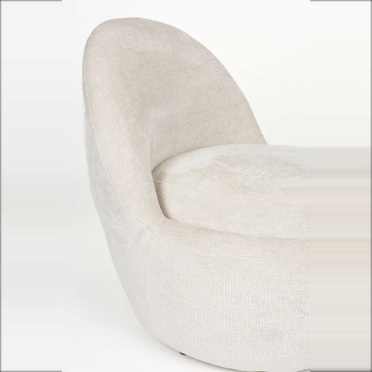 Lounge Chair Nash Off-White Domestica – Base Detail