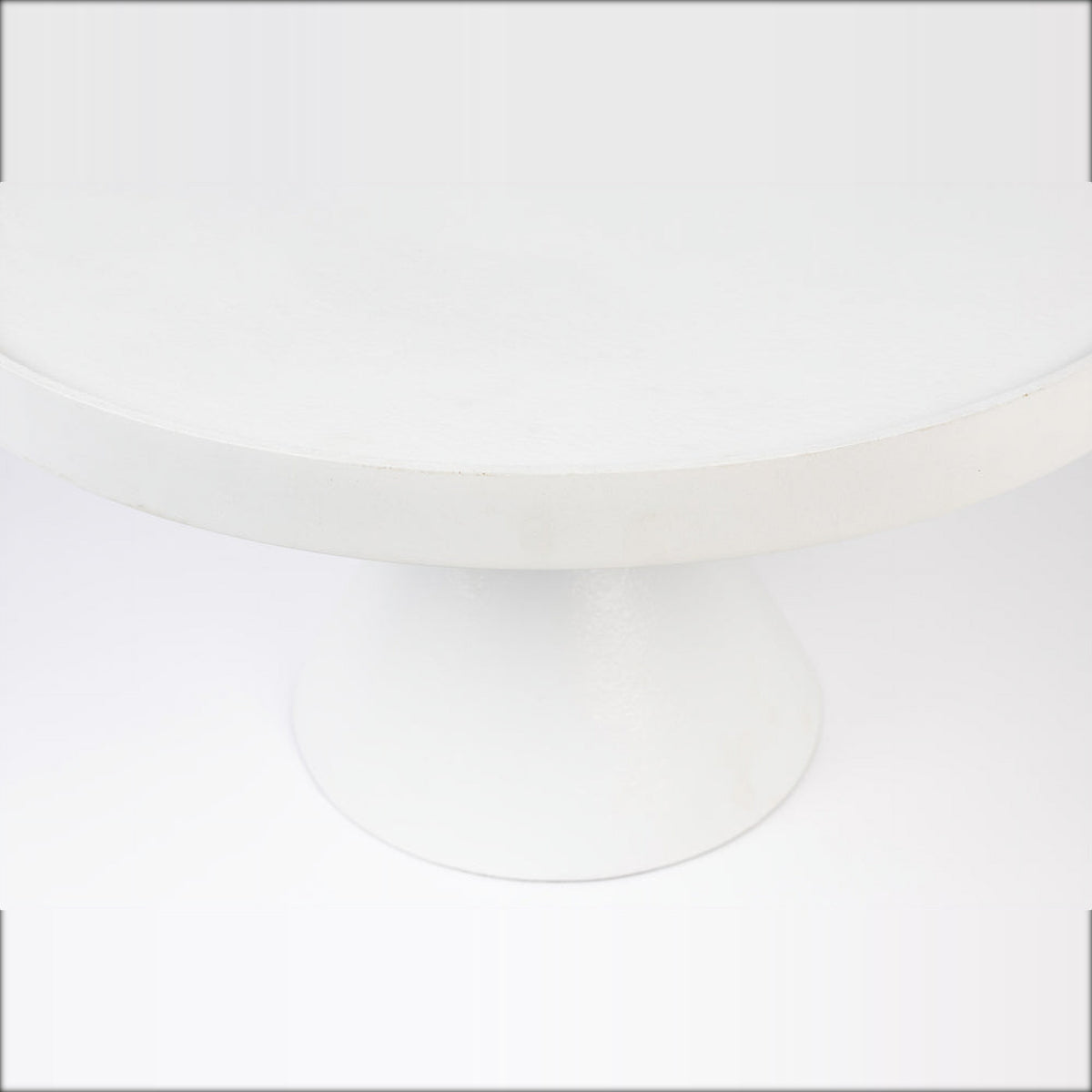 Coffee Table Floss White Domestica – Tabletop and Cone Base Close-up