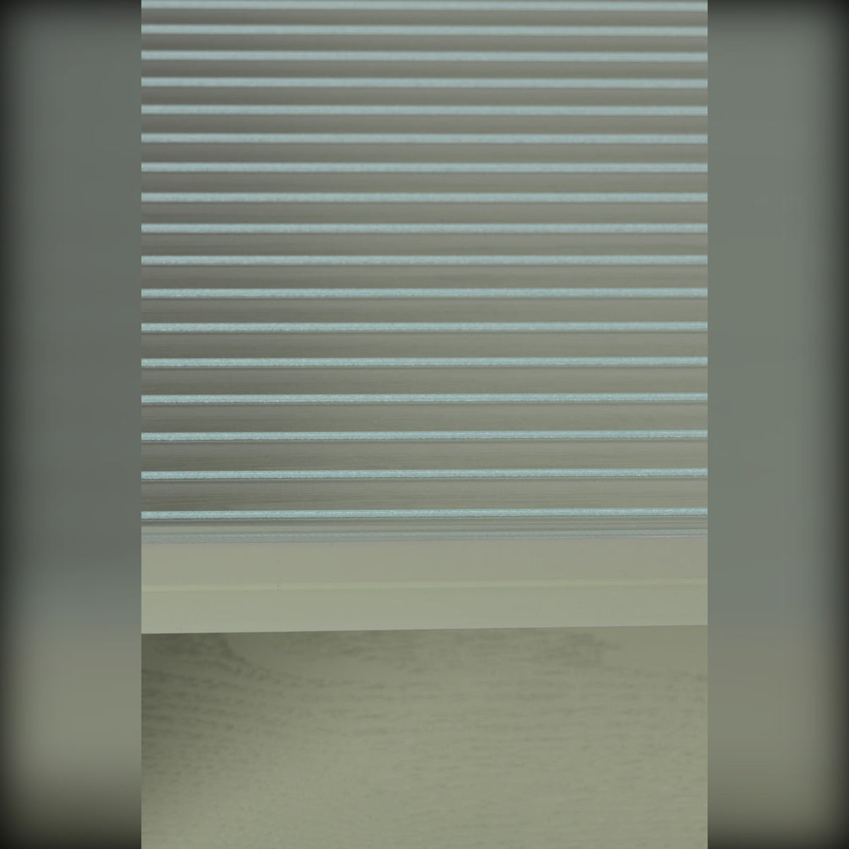 Cabinet Herbe Medium Green Domestica – Fluted Glass Door Close-up