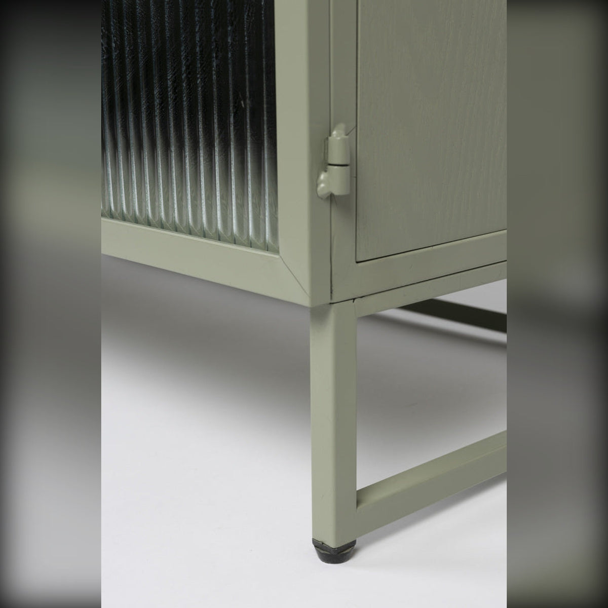 Cabinet Herbe Small Domestica – Metal Leg and Door Detail
