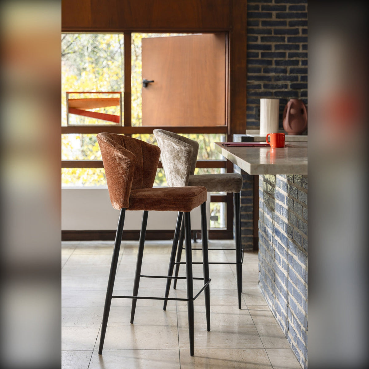 Counter Chair Georgia Terra Domestica – Lifestyle – Kitchen Island with Two Counter Chairs