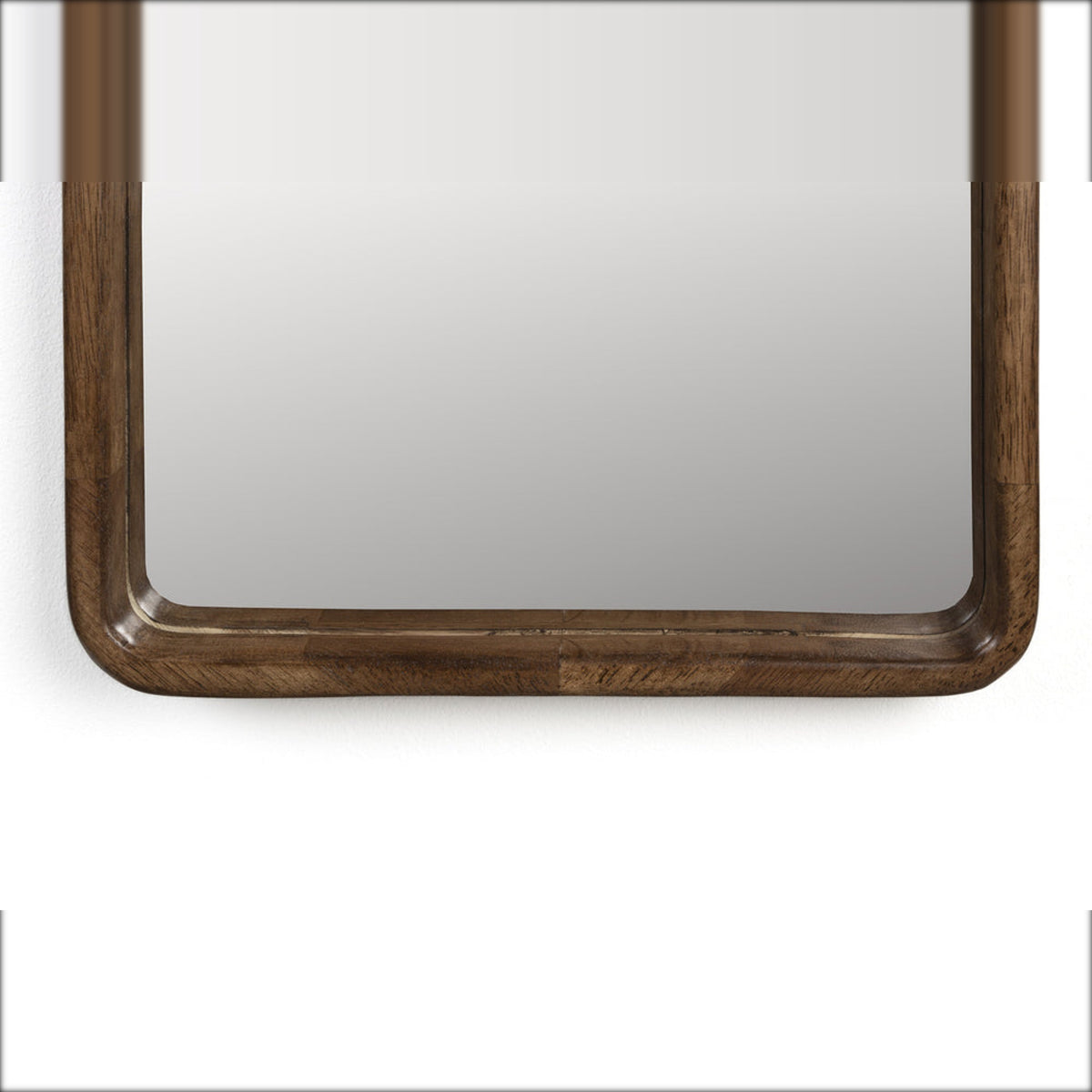 Mirror Nyko Rectangle L Domestica – Rounded Bottom Edge Close-up