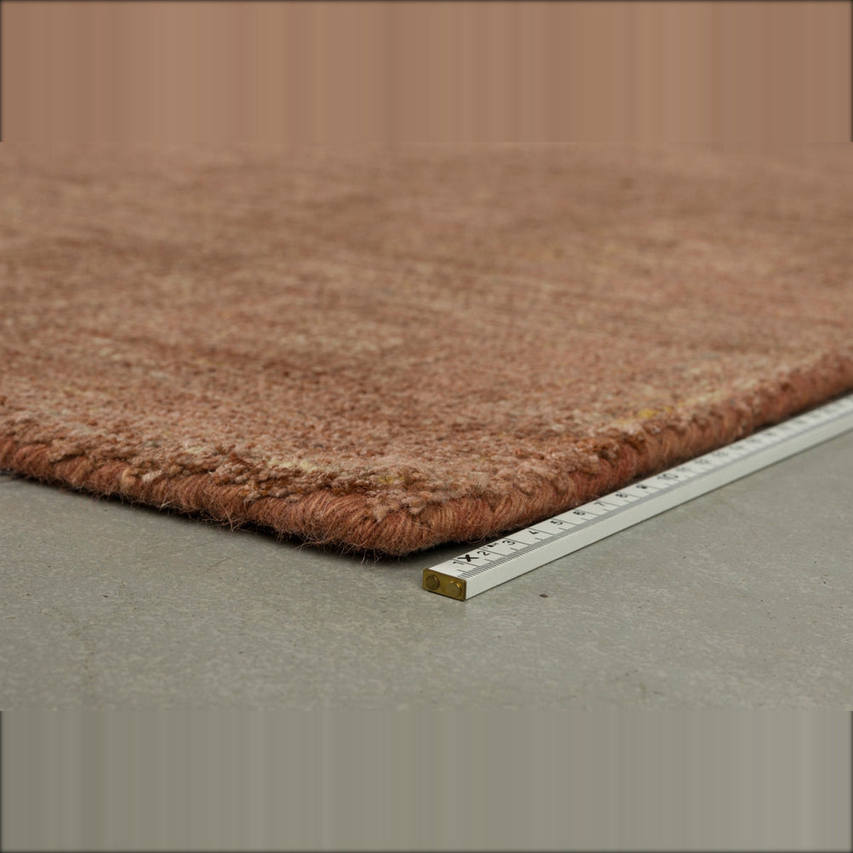 Carpet Maryland 200x300 Rust Domestica – Edge Profile Showing Pile Height