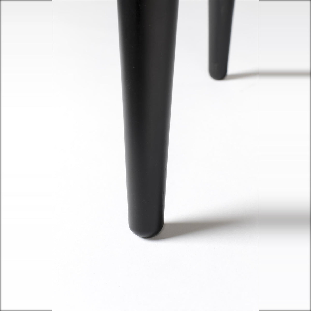 Sideboard Barbier 120 Black Domestica – Leg Detail