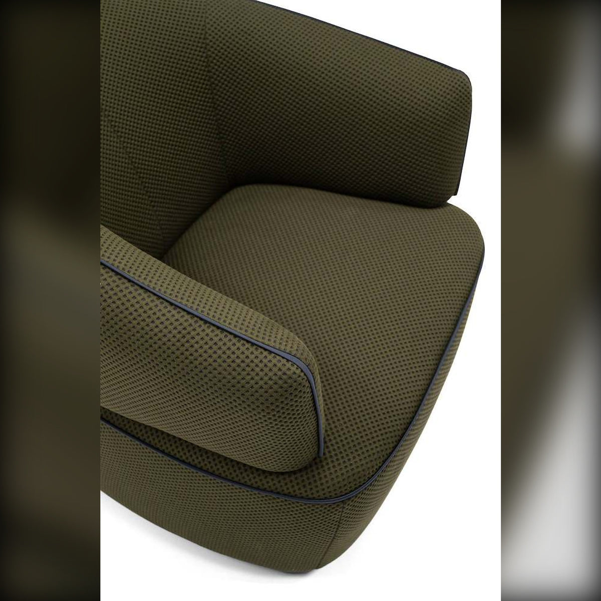 Momo Domestica – Seat and Armrest Close-up