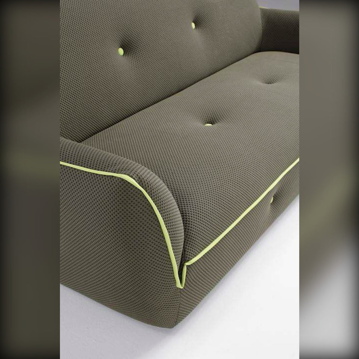 Egoitaliano Yuki 2P Maxi Sofa Forest Green Yellow Domestica – Angle View Left