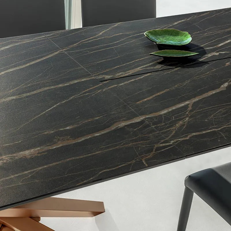 Table Tokyo Extendable 160x90 Domestica – Top Close-up – Shown in Black Marble-Effect Ceramic
