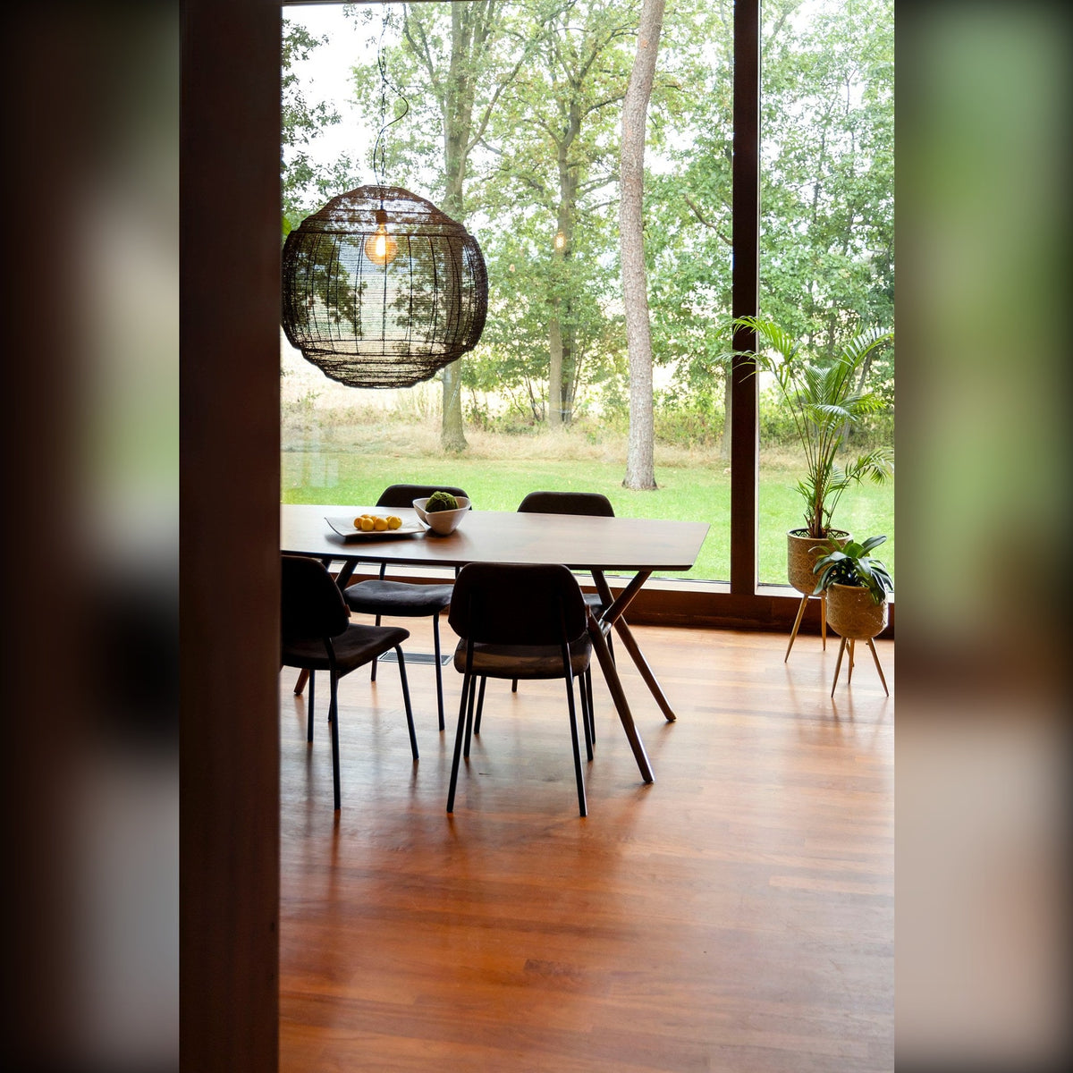Dining Table Malaya Walnut Domestica – Lifestyle – Dining Room with Garden View