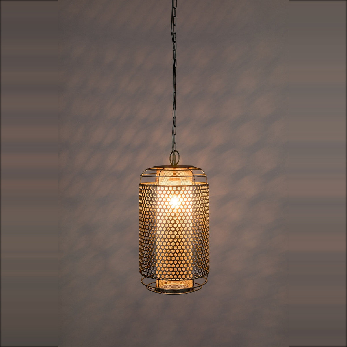 Pendant Lamp Archer M Black Domestica – Lit Pendant Detail