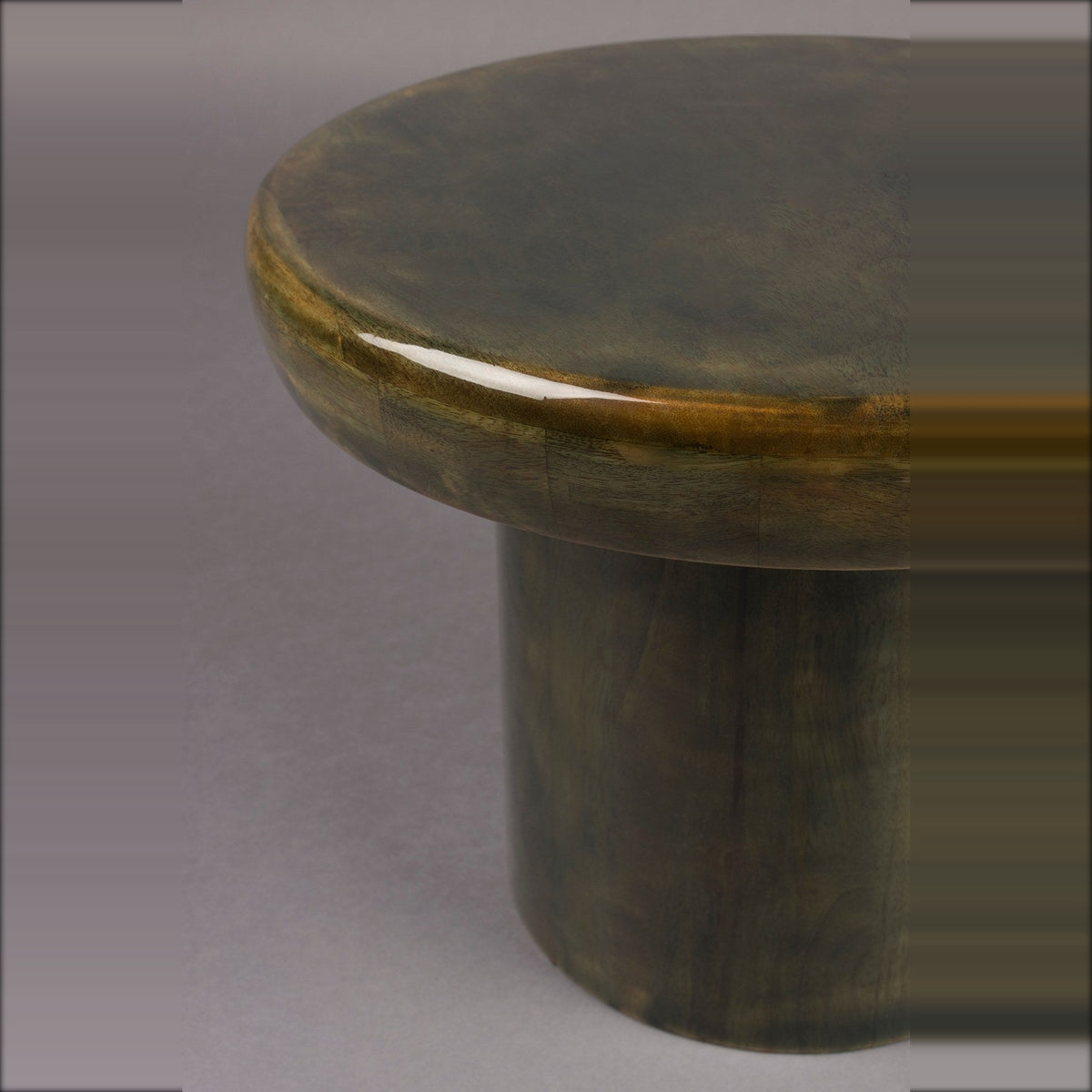 Side Table Mush L Green Domestica – Glossy Top Close-up