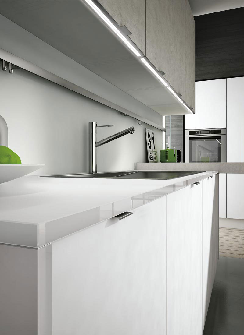 Visby Kitchen Domestica – Detail Glass and Ceramic Doors